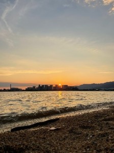 ①